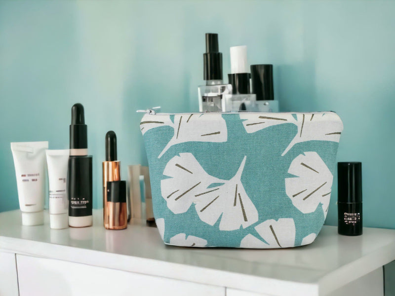 The Glamour Girl Makeup Bag