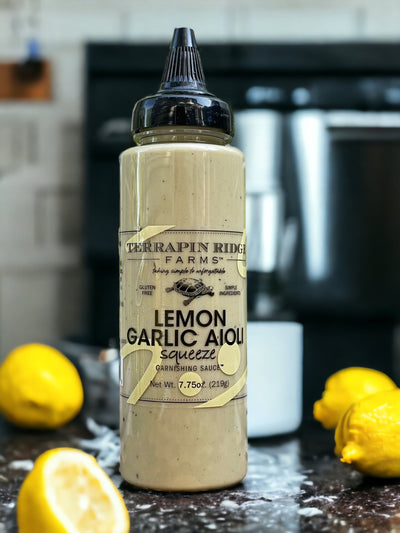 Terrapin Ridge Lemon Garlic Aioli Garnishing Sauce in a Squeeze Bottle 