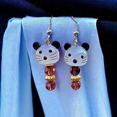 Cute pair of Handmade mouse face lampwork bead earrings.