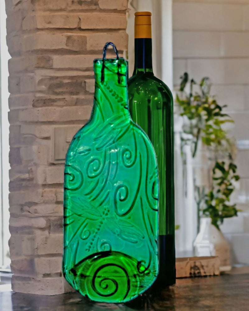 This Green Cheese Platter with a Dragonfly design is both beautiful and functional. Makes a great gift from Harvest Array.