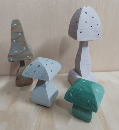 Wooden Garden Mushrooms - Set of 4