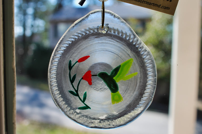 Green Humming glass suncatcher