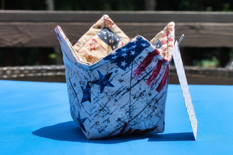 US Flags that are inside and outside of the Reversible Ice Cream Pint Cozies