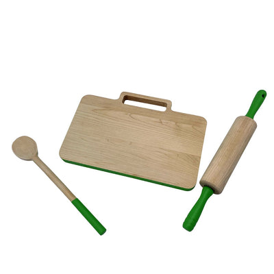 Children's Baking Set comes complete with everything for the young baker