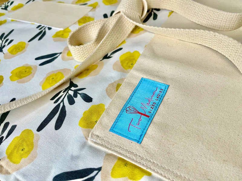 Close up of the Rebecca Vintage Rose Print Apron