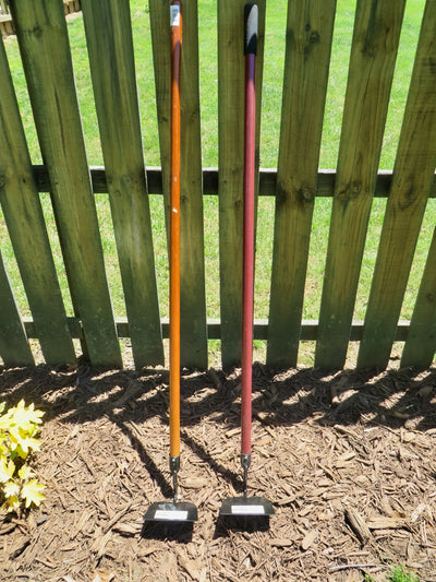 Weed Foe Garden Hoe Fiberglass and wooden handle From Harvest Array