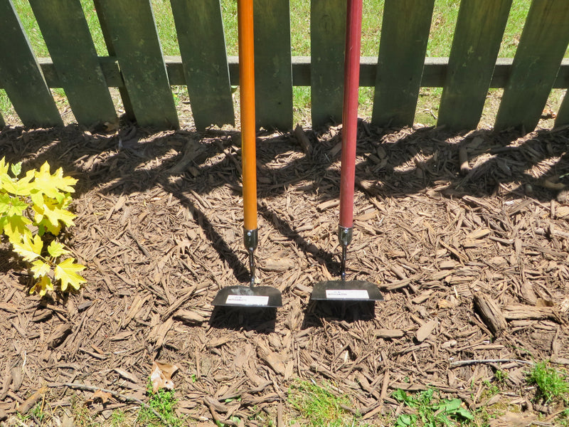 Weed Foe Garden Hoe Fiberglass and wooden handles